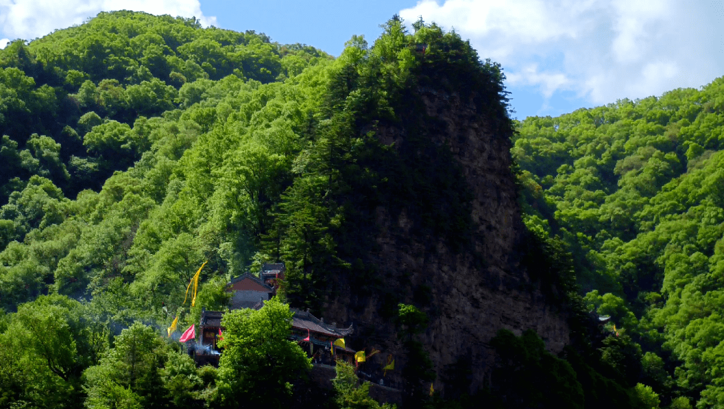 中秋 国庆去哪呢<strong></p>
<p>来澳洲去哪</strong>？快来打卡魅力华亭→